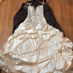 New Winnie Couture wedding dress Sz 6 Custom 8334